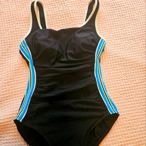 Miraclesuit one piece size 10